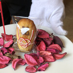 レストラン ヴァリエ - お祝いで用意して頂いた　マドレーヌ