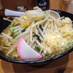 タンメン トナリ - 味噌タンメン（生姜W、大蒜）840円(税込)