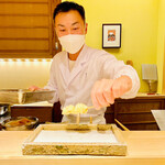 日本橋 蕎ノ字 - ◎店主の鈴木さんが、愛情込めて揚げる天ぷらの美味さは最高！