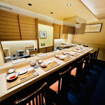 日本橋 蕎ノ字 - ◎店内はカウンター席が9席のみ。