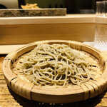 日本橋 蕎ノ字 - ☆冷たい二八蕎麦は大将の手打ち蕎麦。