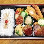 Thizu Serukaje - シェフのこだわり弁当