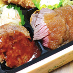 ティーズ・セルカジェ - 