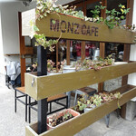 MONZ CAFE - 