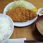 とんかつ いちよし - ロースかつ定食