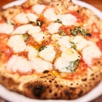 ピッツェリア&トラットリア ゴンゾ 目黒店 - マルゲリータ