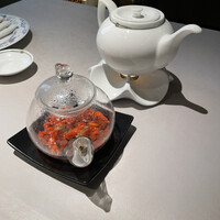 中国飯店 富麗華 - クコの実は英語で狼苺を意味する