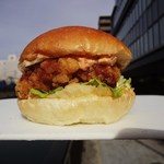 コトリパン - 揚げザンギバーガー