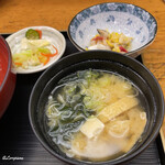 かわ広 - 若芽とお揚げさんと豆富の味噌汁