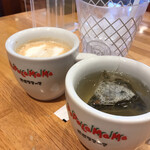 ポポラマーマ - ドリンクバー
      ホットカフェラテ ジャスミン茶はティーパック 氷