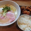 Natsuki - 濃厚純鶏塩らーめん 800円、唐揚げセット 300円