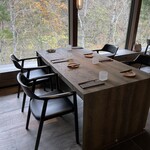 レヴォ - テーブル席