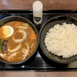 CoCo壱番屋 - 海の幸スープカレー ¥975 ＋ 4辛 ¥88