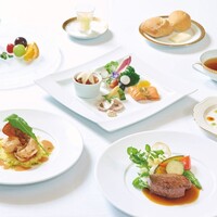 ラ・フローラ - 牛フィレステーキ マデライワンソース