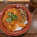 すき家 - 料理写真:メニュー写真と比べて盛り付けが雑に見えました