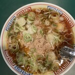 立ち食いそば・うどん ナイトレトロ - 中華そば？