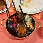 キャセロール - キーマカレーの薬味。