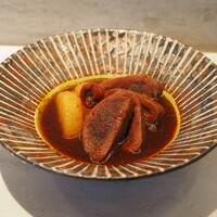 CINA New Modern Chinese - 牛タンの唐辛子煮込み