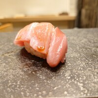 鮨 なんば 日比谷 - 大トロ