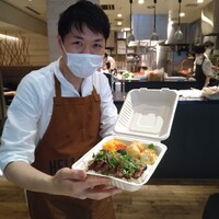 ラ・ボンヌターブル - 