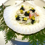 レフェルヴェソンス - お米より蟹で埋め尽くされたリゾットに自家製キャビアでパンチを効かせて！