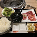 Yakiniku Hompo Pyua - 