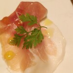 UZU - パルマ産生ハム