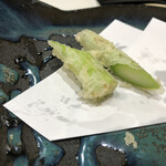 天麩羅 やぎ - 冬アスパラ　激うま