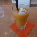 h cafe - マンゴーとレモンとオレンジのスムージー(2022.01)