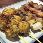 仔狸 - つくね・かわ・豚正肉