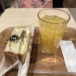 Kafe Bureku To Za Foresuto - あー、喉が渇いた！