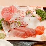 食べもの家 ろと - 豪華!!刺身盛合せ〜!!