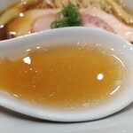 らぁ麺 はやし田 - ラーメンスープ