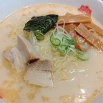 日高屋 - とんこつラーメン