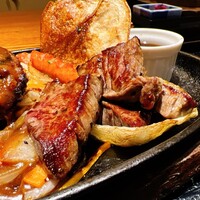 スギモト 本店 - カットステーキ