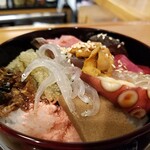 Kappou Yoshino - 海鮮丼B面。