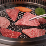 Nikugyuu Zushi Shabu Yakiniku Ni Tasu Kyuu - 