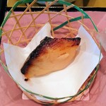 Sushi Sakigake - 令和4年1月 ランチタイム
                      魁御膳の小鉢