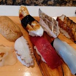 Sushi Sakigake - 令和4年1月 ランチタイム
                      魁御膳の寿司7貫