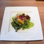 ビストロ＆カフェ 六朝館 - ハンバーグセットのサラダ