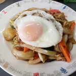 中華天国 - 五目焼きそば　680円