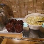 丸星ラーメン - サービスの白菜の漬物