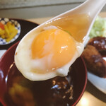 クッキングボーイ - 肉吸いの中の奈良県産玉子、温泉たまご風❣️