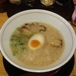 麺処 虎ノ王 - とんこつ醤油