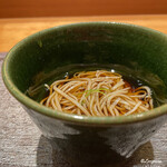 丸新 - 十割そばの冷がけ