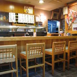 味処 大丸 - 店内カウンター