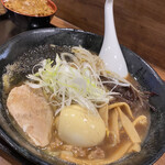 夢和 - 白湯醤油 + 全トッピング