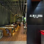 Almaluna Bar & Resto - 