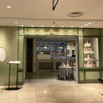 Laduree Salon de the - 外観│平日13:30頃訪問