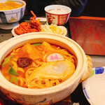 若鯱家 - 料理写真:鍋焼きうどん